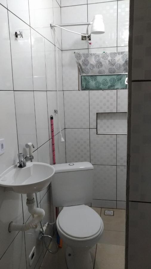 Hostel Familia Quartos Privado Proximo Aeroporto Int Guarulhos Sp Taxi 24 Hrs מראה חיצוני תמונה