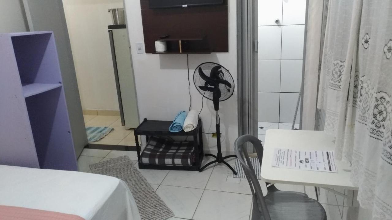 Hostel Familia Quartos Privado Proximo Aeroporto Int Guarulhos Sp Taxi 24 Hrs מראה חיצוני תמונה
